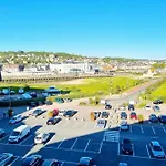 La Marina - Vue - - Marina Et Casino * 多维尔